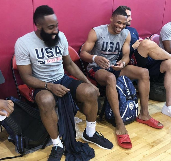 留白处让环 留白处让环